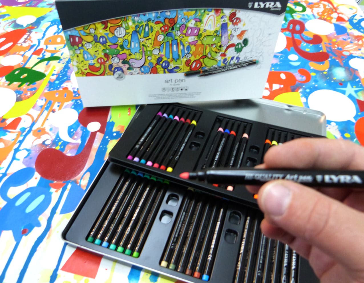 Lyra hi quality art pen tin box of 50